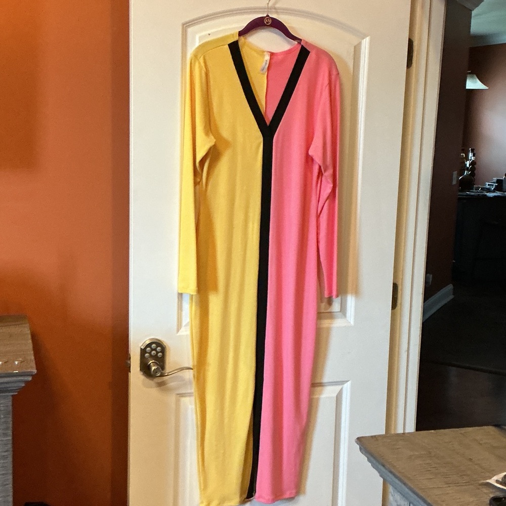 Colorblock V-Neck Long Sleeve Maxi Dress in Yellow & Pink
